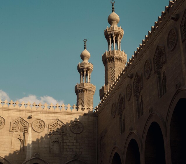 Package12 Days to Cairo, Pyramids, Luxor and Aswan Nile Cruise & Petra Tour