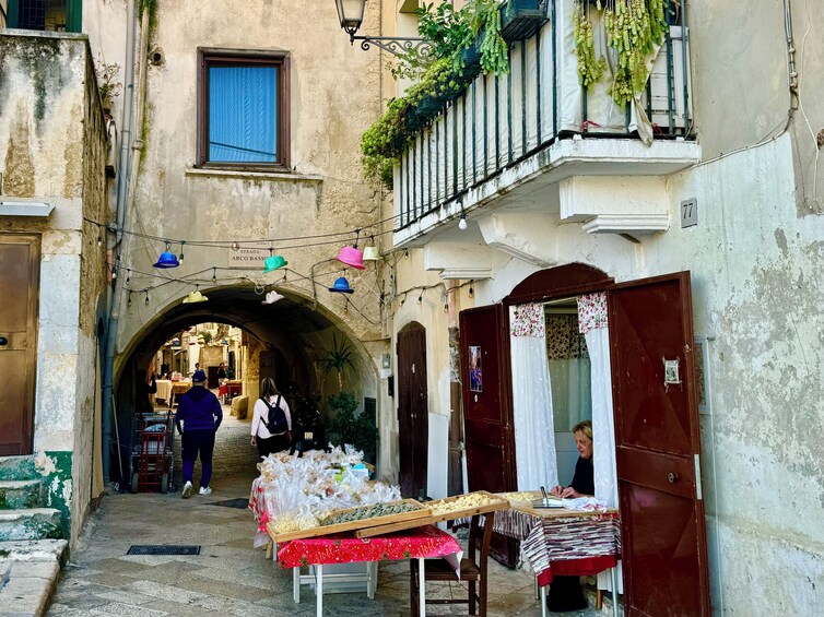 Bari Vecchia Walking Tour: A Journey Through History, Faith, and Flavor