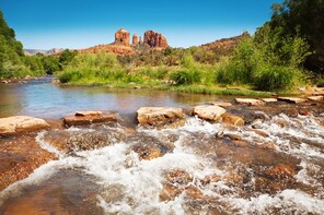 Sedona Red Rock Explorer from Flagstaff