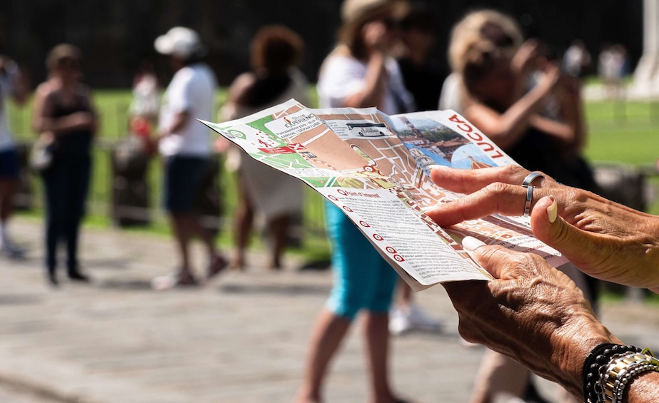 From Livorno: Bus Transfer to the Leaning Tower of Pisa