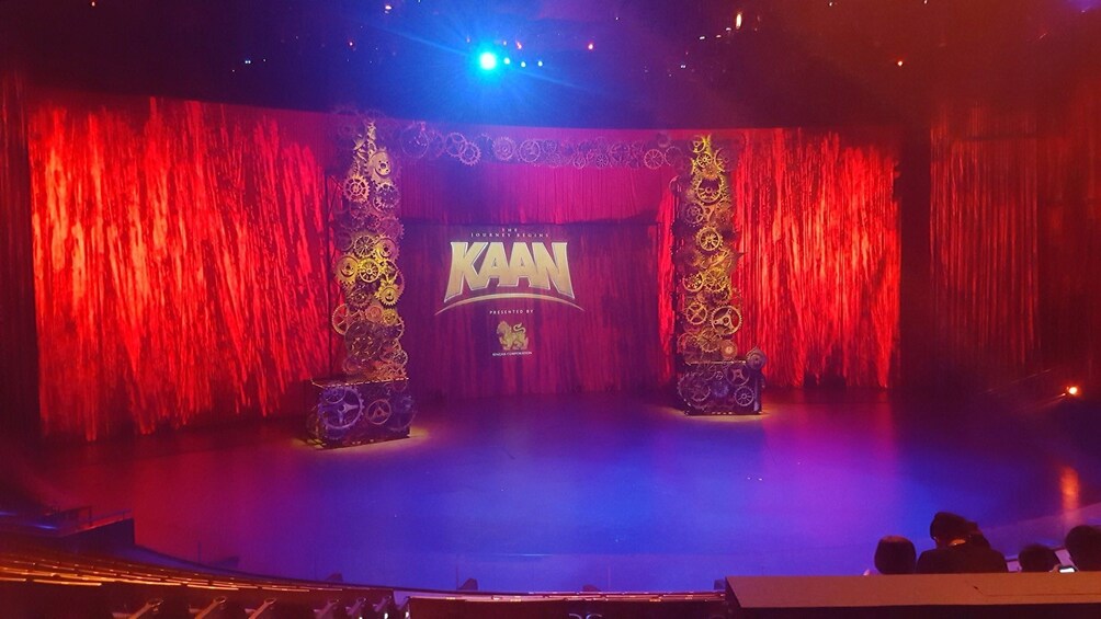 Kaan Show, a live action & cinematic experience in Pattaya City at the Singha D'luck Cinematic Theatre