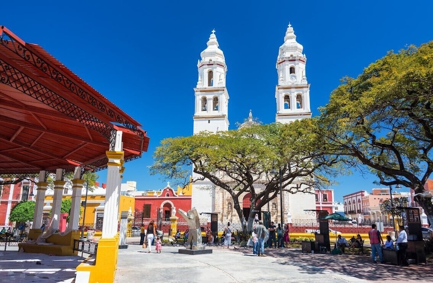 Campeche Artisan/Culinary/Arqueological Tour of Camino Real