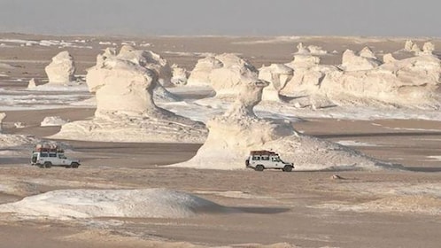 Paket 3 Tage 2 Nächte in der Weißen Wüste & Bahariya - Privatreise
