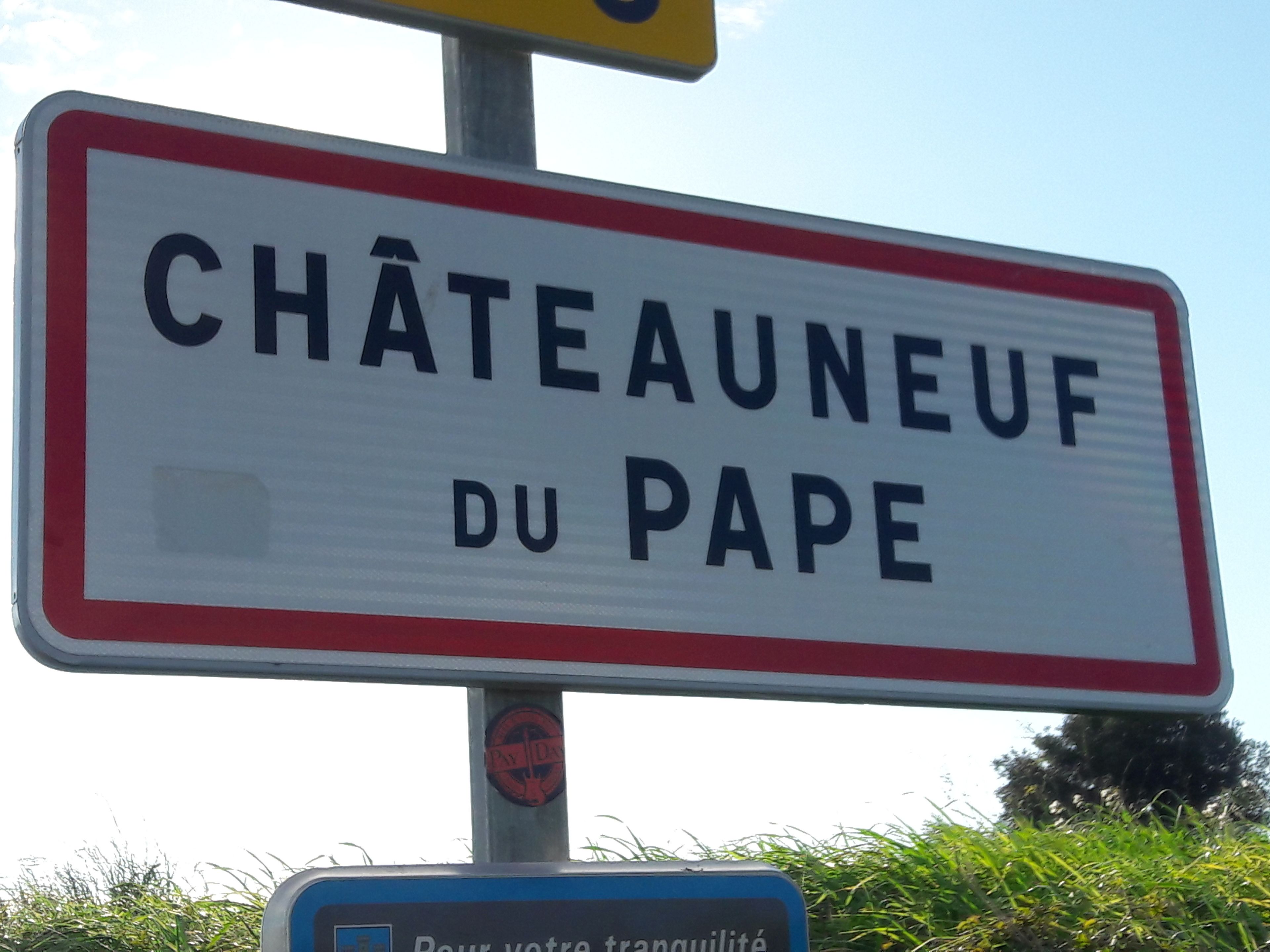 Chateauneuf Du Pape Wine Tour