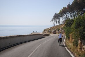 Bike tour: Cycling to the end of the World