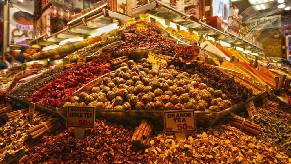 Tea and spices at Istanbul bazaar
