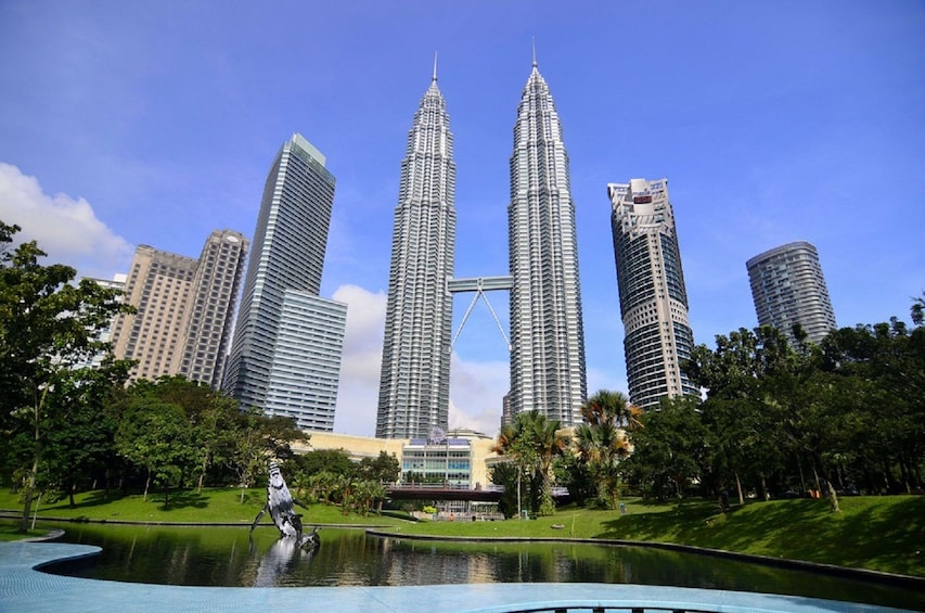 Private Kuala Lumpur City & Pewter Smiting Experience 
