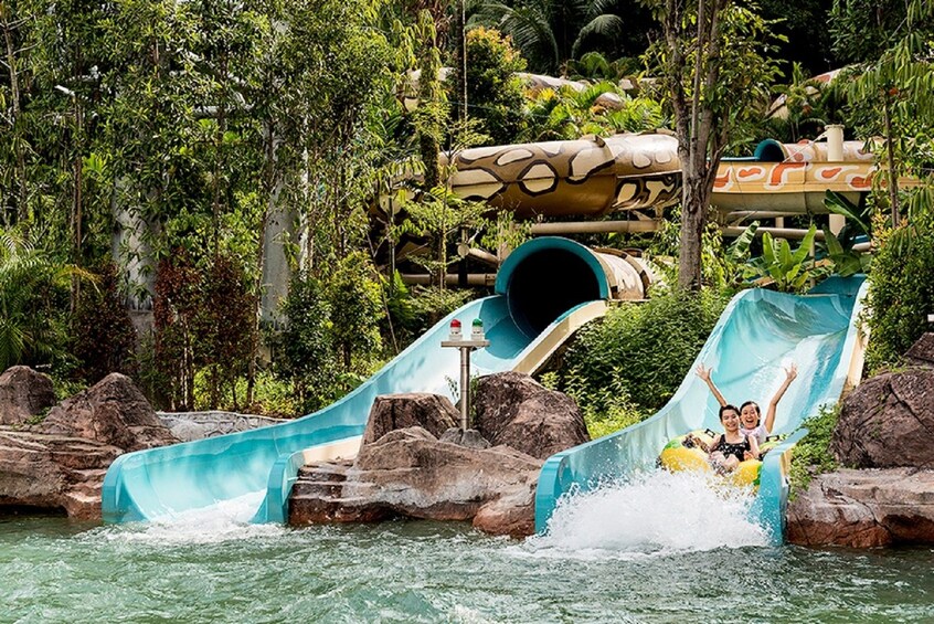 Private Sunway Lagoon Tour (6 Park ticket)