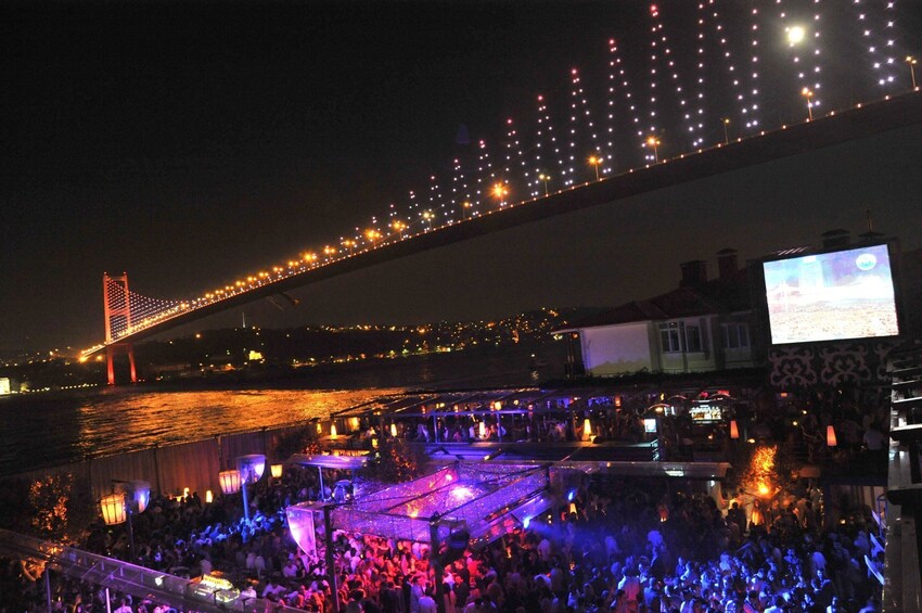 Istanbul Nights With Private Guide