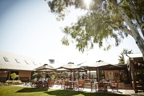 Tour, Tasting and Three Course Lunch