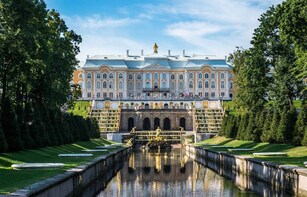 1-day Visa-Free Tour with Hermitage and Peterhof