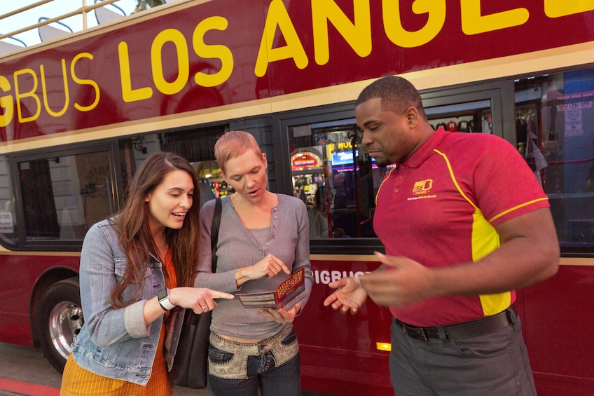 Los Angeles Hop-On Hop-Off Bus Tour 