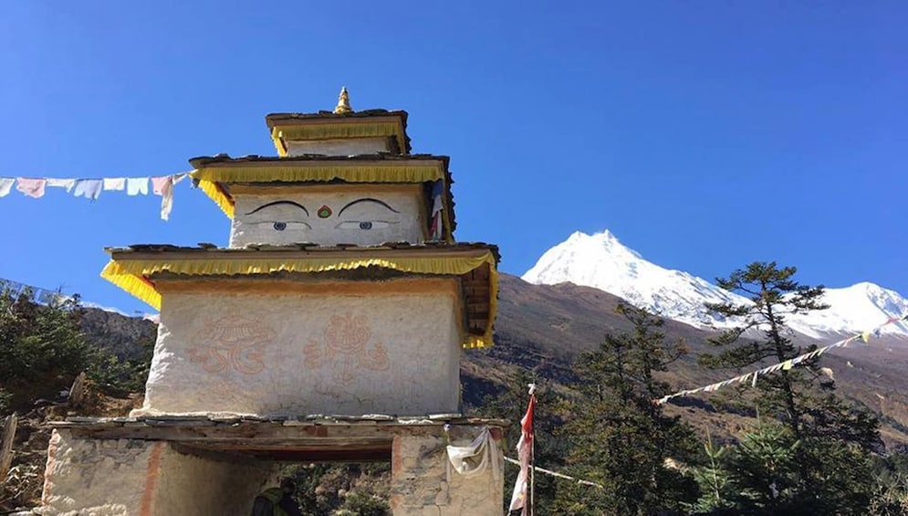 Manaslu Circuit Trek