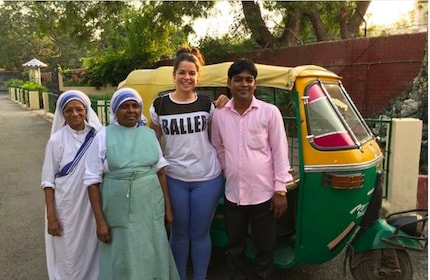 Excursión de medio día al Taj Mahal y al tuk-tuk local de Agra (4 a 6 horas...