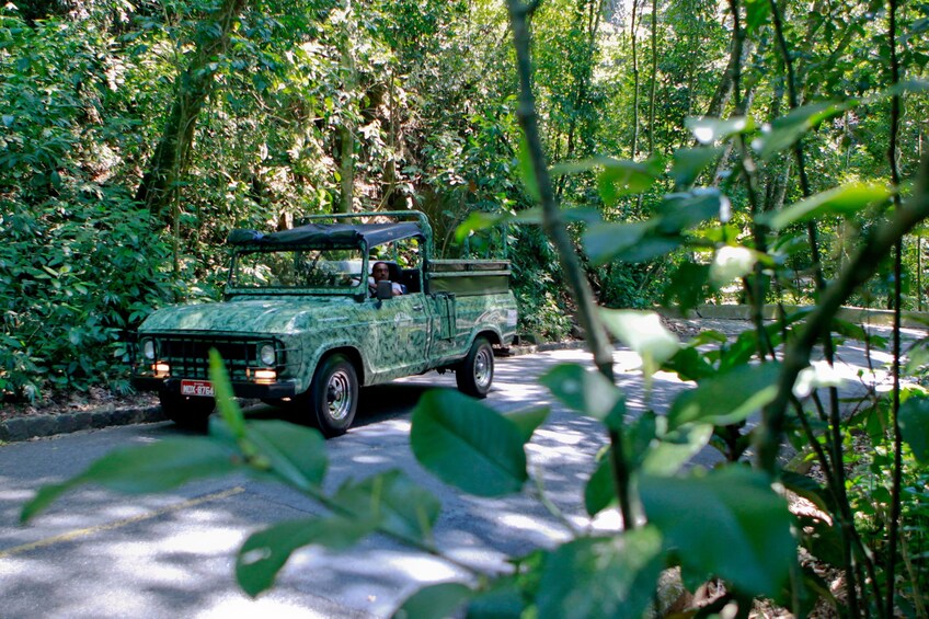 Jeeptour Best of Rio: Christ Redeemer, Sugar Loaf & More