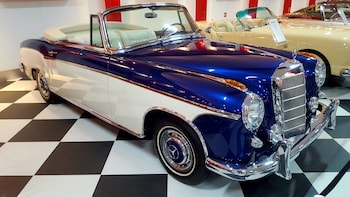 Private tour to Classic Car Museum & Ephesus