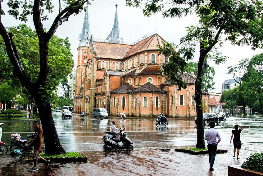 Half-day Ho Chi Minh City Tour