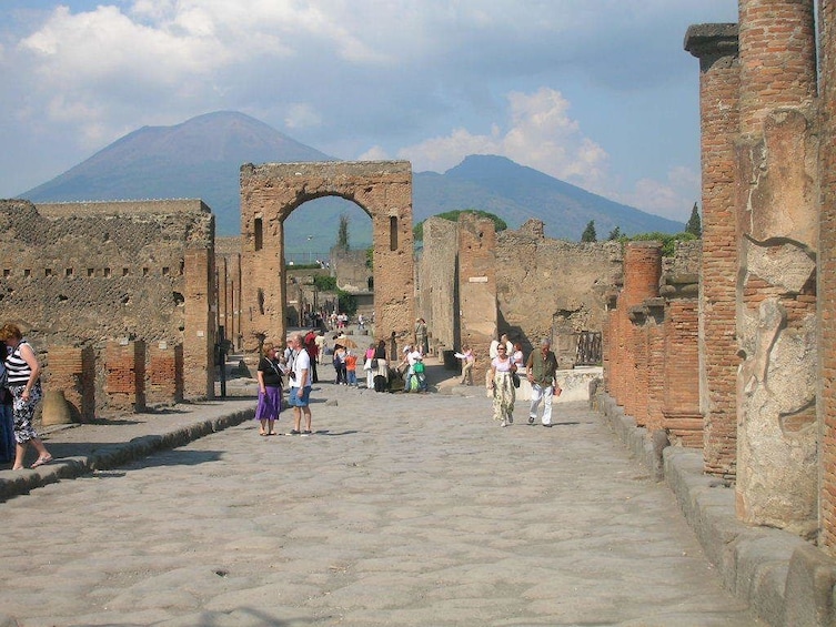 The ruins of Pompeii with Mount Vesuvius in the background