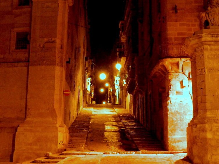 Dark alleyway in Valletta