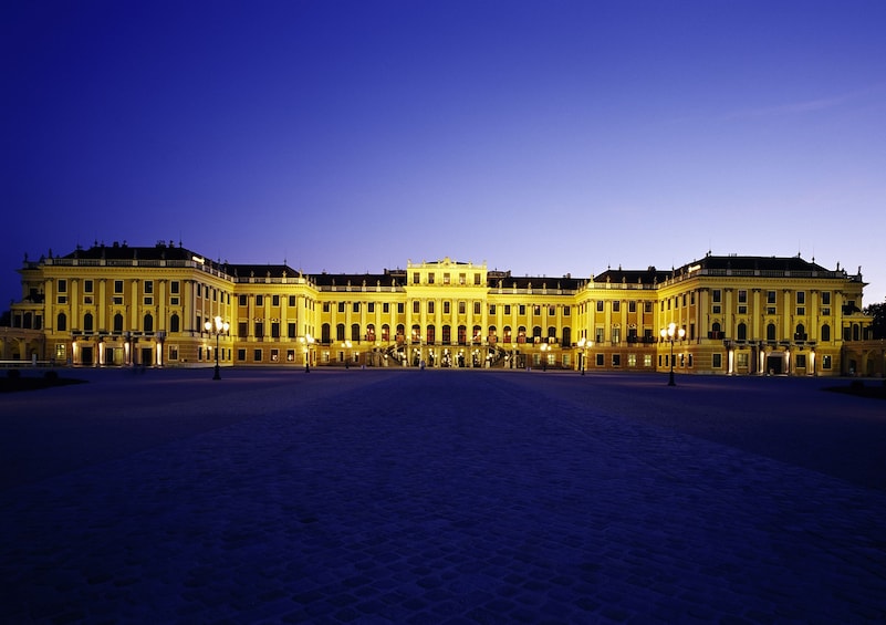 Schönbrunn Palace Classical Concert & Palace Tour