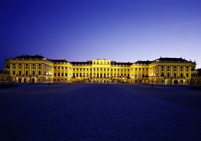 Wien: Afterhours Schlossführung & Konzert in Schönbrunn