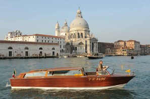 Venice Grand Canal Guided Boat Tour