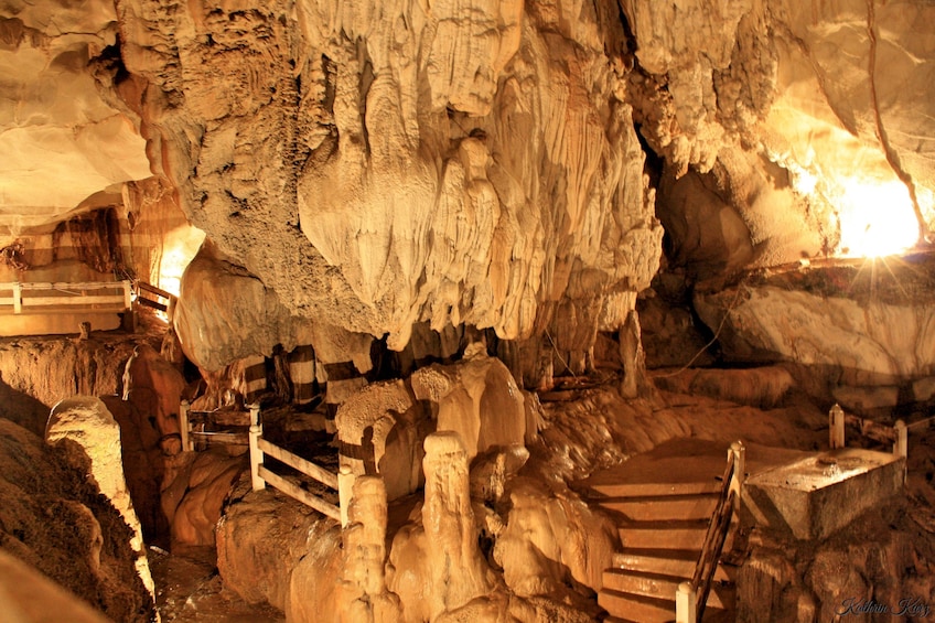 Lit Tham Chang Cave in Vang Vieng, Laos