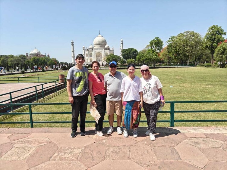 Private Taj Mahal & Agra Tour By Gatimaan Train From Delhi
