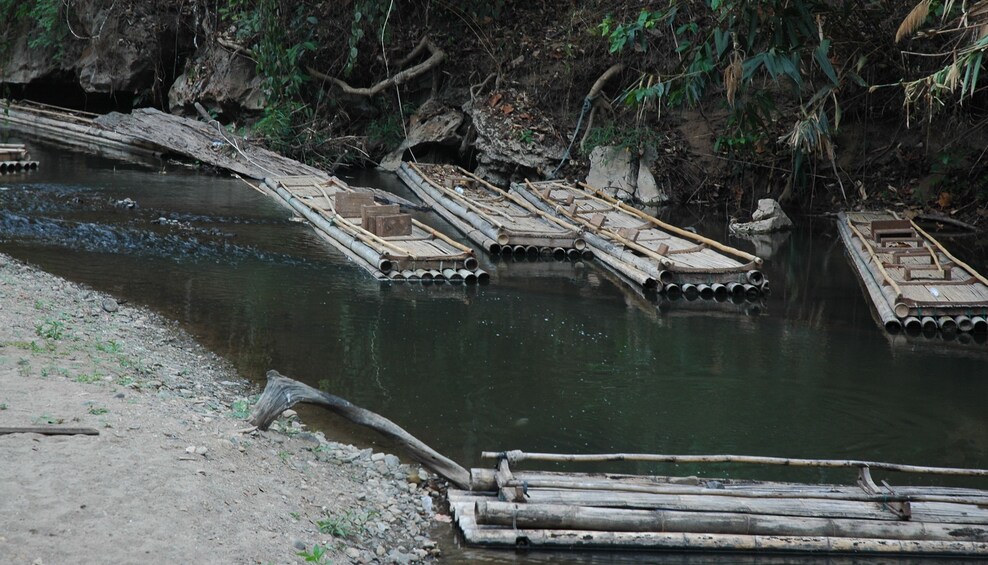 Wooden floating boats in Su Tong Pae Bridge