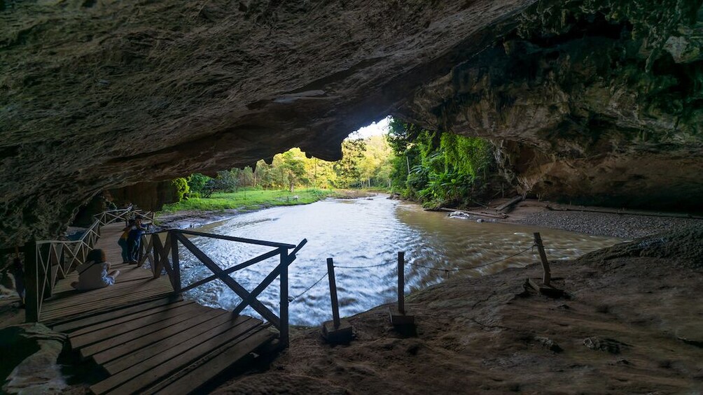 Tham Lod Cave & Pre-Historical Tomb & Bamboo Bridge