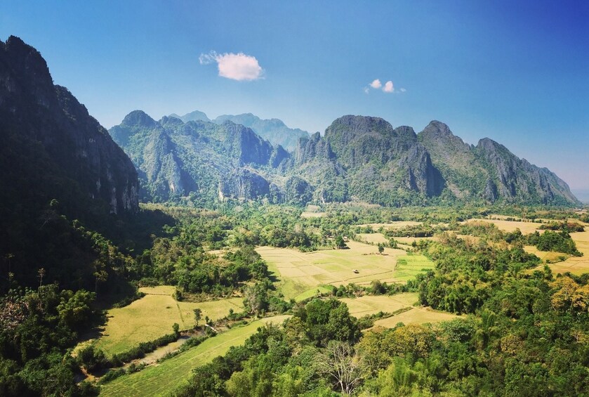 Day view of the mountains in Vang Vieng 