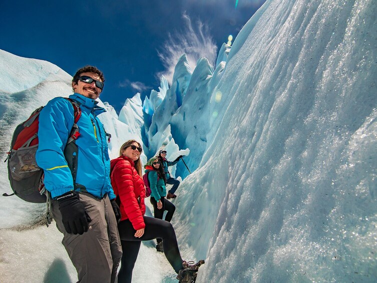 Perito Moreno Full Day Minitrekking with Transfer and Walkways