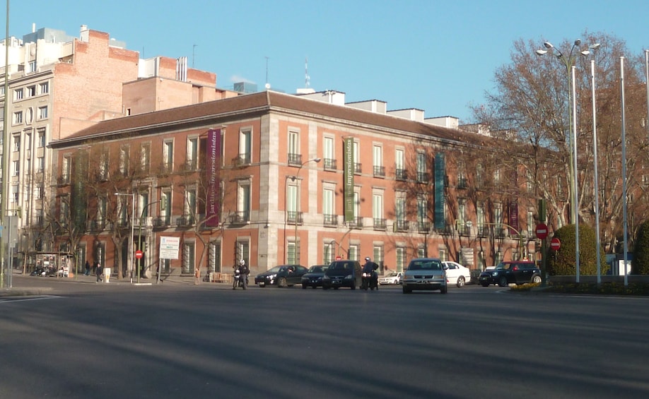 Private Thyssen-Bornemisza Museum with and expert guide