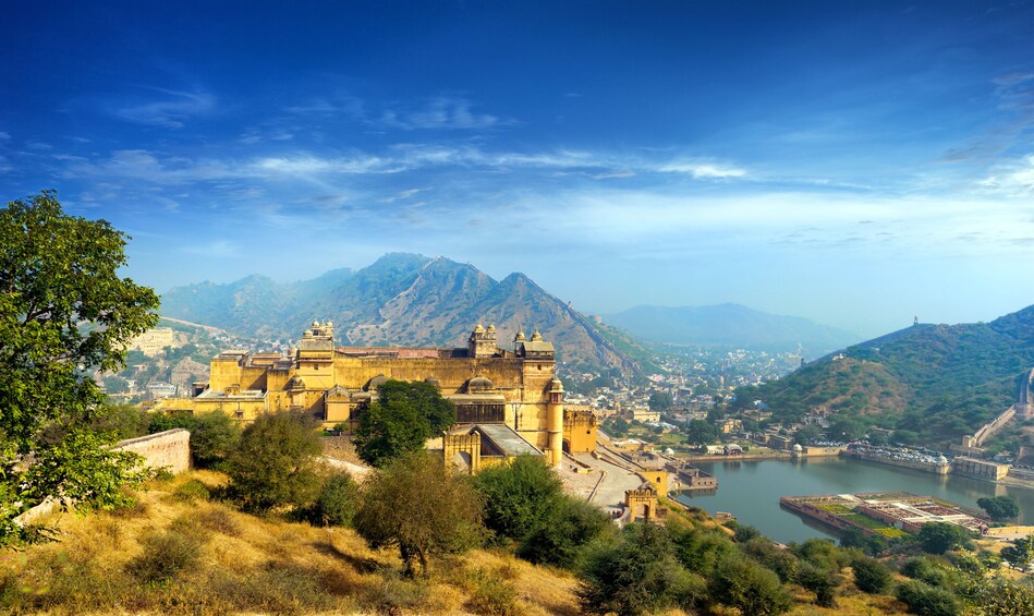 Aerial view of Amber Fort and surrounding mountains