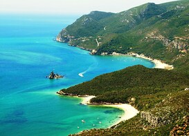 Full Day Guided Tour to Arrábida