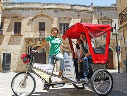 Lecce by rickshaw 2hrs tour