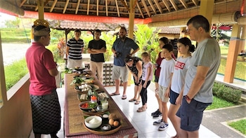 Best Bali Cooking Class with Ubud Monkey Forest and Spa