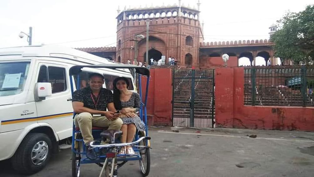 Full Day Old & New Delhi Private City Tour