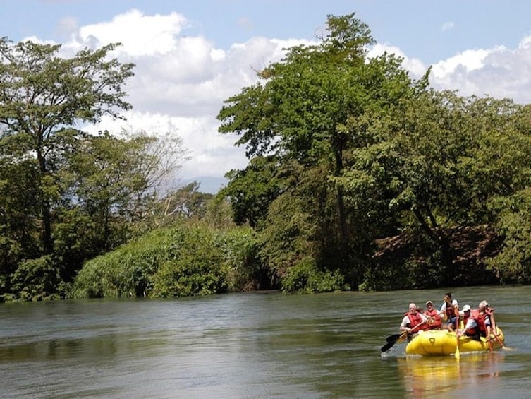 White Water Rafting the Tenorio River from Guanacaste