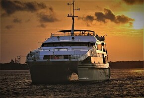Honeymoon in Bali with 2-Hour Spa and Sunset Dinner Cruise