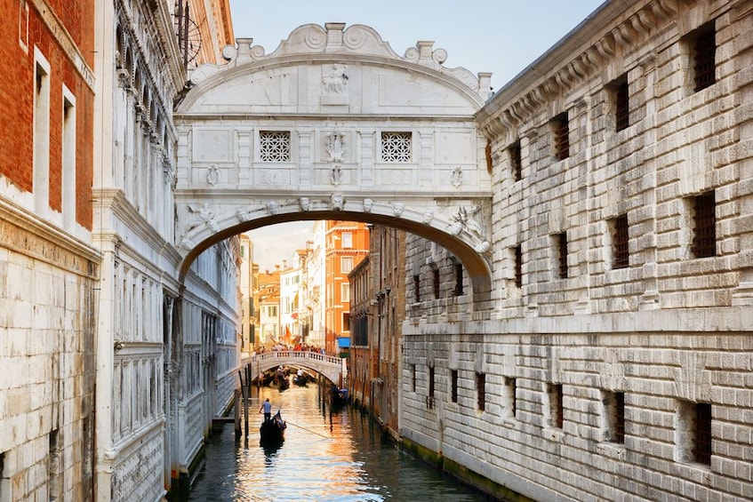 Bridge of Sighs over canal in Venice, Italy
