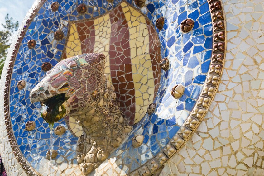 Barcelona: Gaudi's Park Güell Guided Tour & Skip-the-Line Access