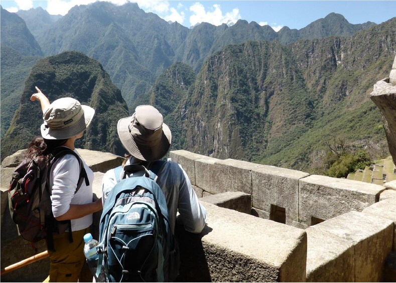 Luxury Day Trip to Machu Picchu with Private Tour