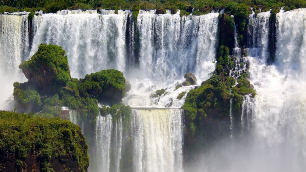 Private Iguazu Falls Tour with Gran Adventure from Buenos Aires