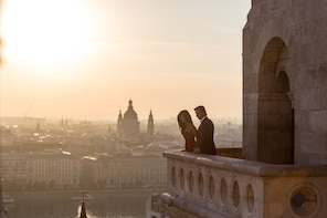Private Photoshoot - Discover the hidden gems of Budapest