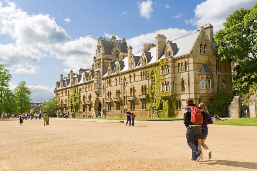 Discover Windsor, Oxford and Stonehenge