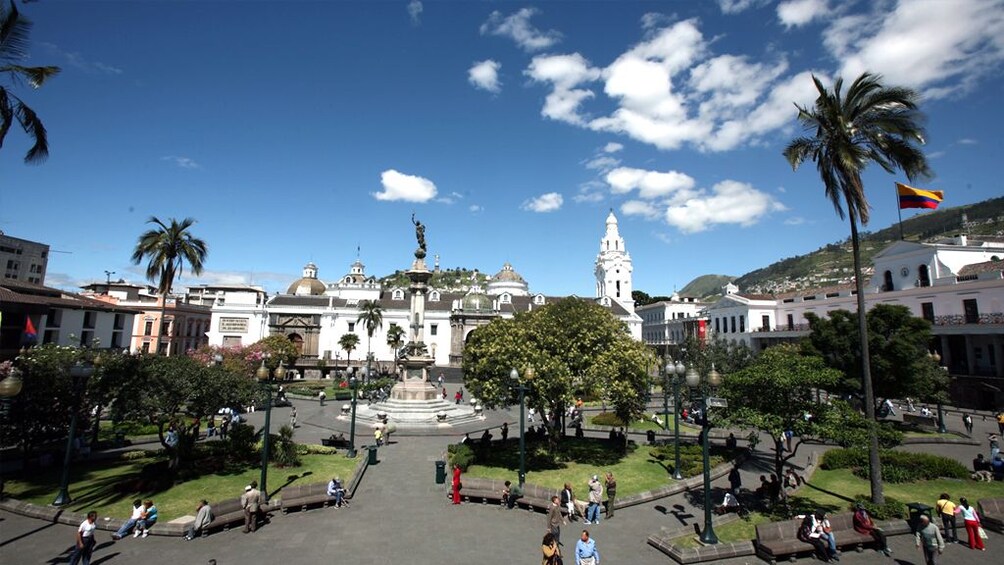 Full Day Tour of Quito City and Middle of the World Site
