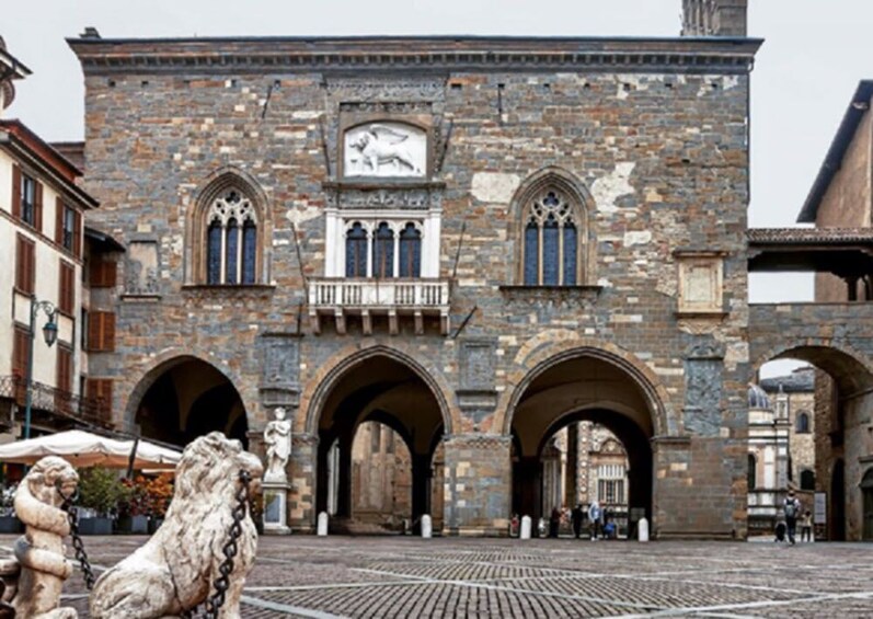 Must-see from Milan: Bergamo Upper Town Day Trip 