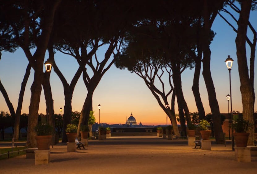 Rome Evening Golf Cart Tour with Drinks