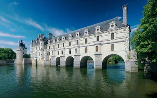 Loire castles tour